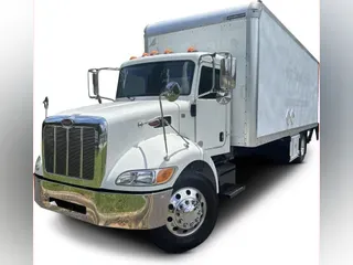 2017 Peterbilt 337