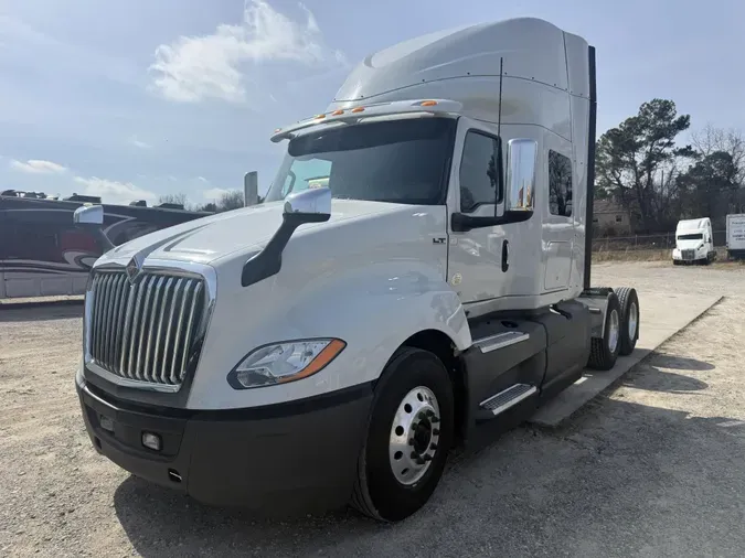 2020 International LT625032b11e008a56ddfd16008a30918d3d1