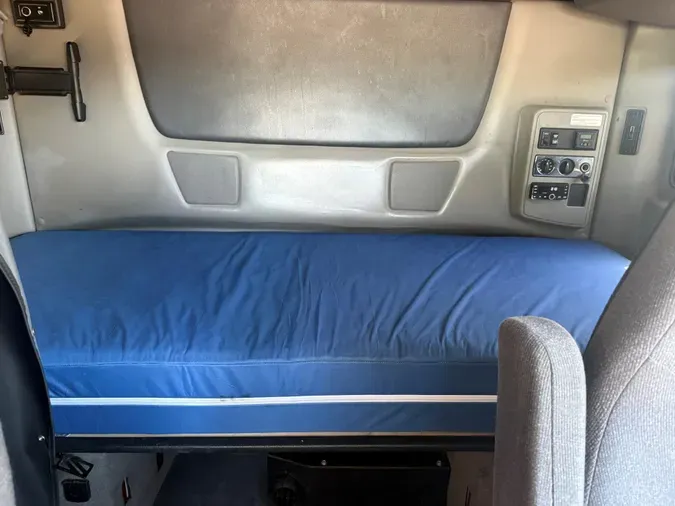 2022 International LT625