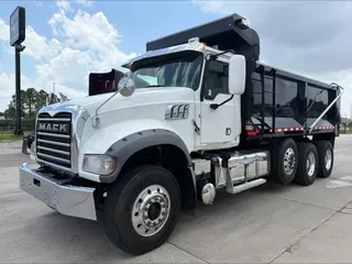 2018 Mack GU (Granite)