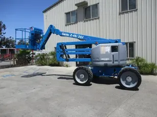 2012 Genie Z45/25