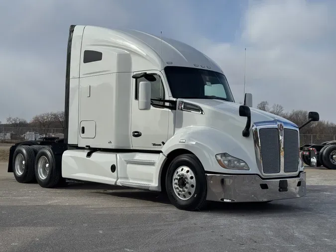 2021 KENWORTH T680