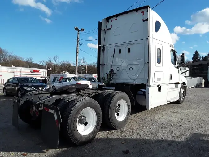 2022 FREIGHTLINER/MERCEDES NEW CASCADIA PX126640331f04a22c9573fbc8adf70a36e4dda
