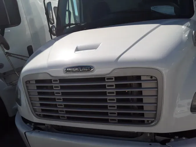 2018 FREIGHTLINER/MERCEDES M2 106