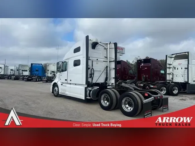 2021 VOLVO VNL64T760