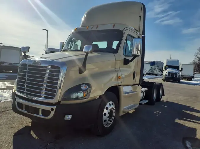 2019 FREIGHTLINER/MERCEDES CASCADIA 125033520c1a7ef5621a781d73ca39602de