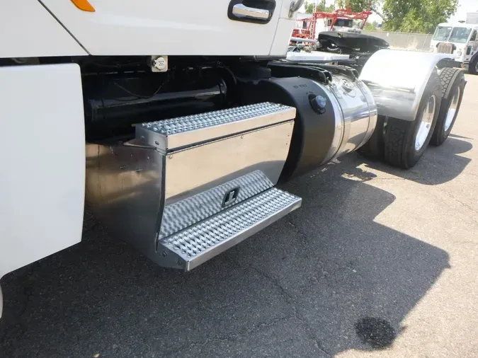 2022 Peterbilt 567