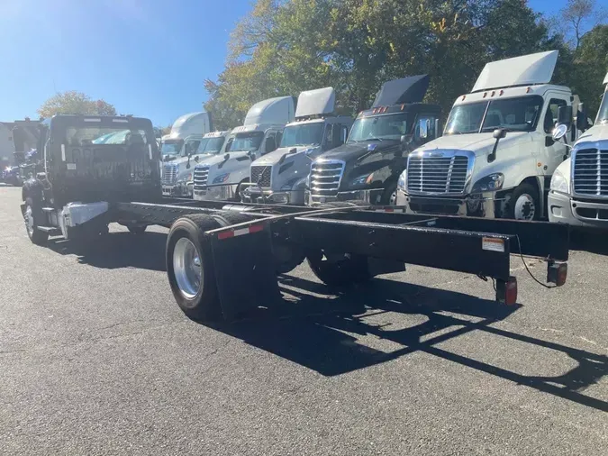 2019 FREIGHTLINER/MERCEDES M2 106