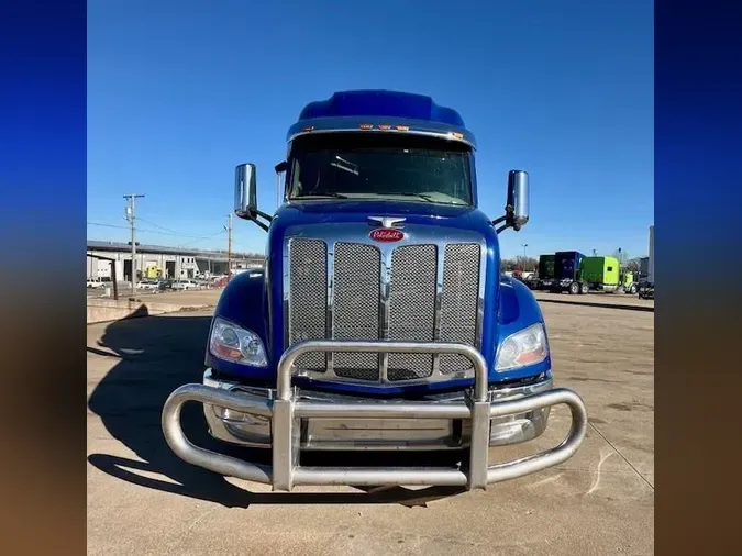 2021 Peterbilt 579