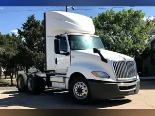 2020 INT LT625 6x4