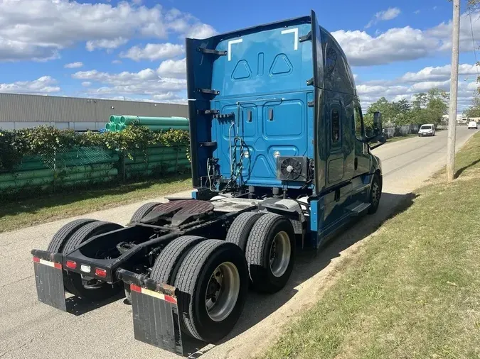 2022 Freightliner Cascadia&reg;
