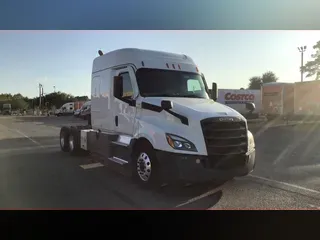 2022 Freightliner Cascadia 126