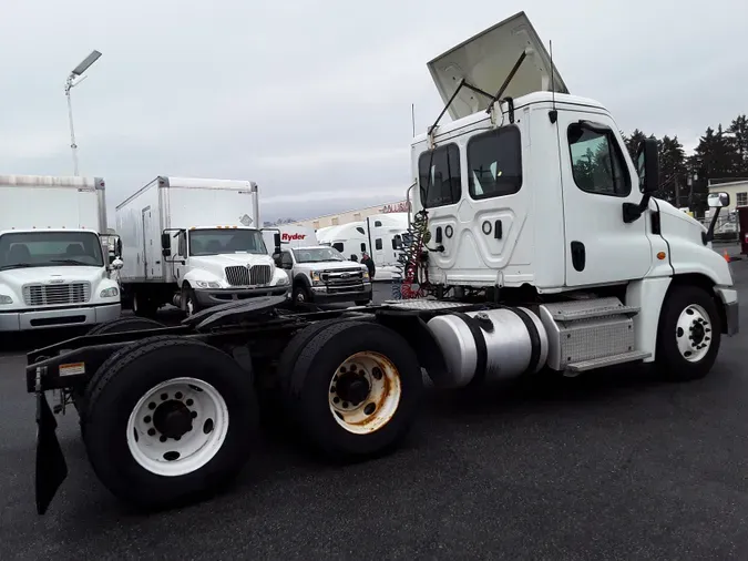 2019 FREIGHTLINER/MERCEDES CASCADIA 125