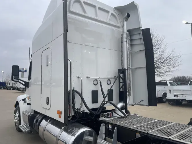 2020 Peterbilt 579