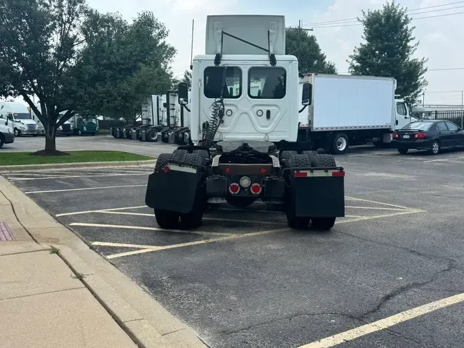 2019 FREIGHTLINER/MERCEDES CASCADIA 1250348060d5872c46db3c29421a87287b3