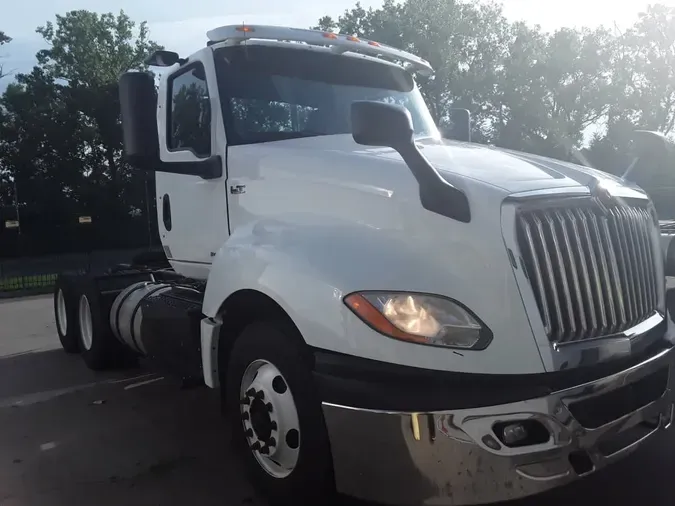 2018 NAVISTAR INTERNATIONAL LT625 DAYCAB T/A