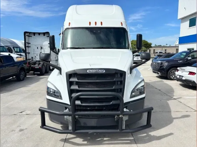 2022 Freightliner PT126SLP