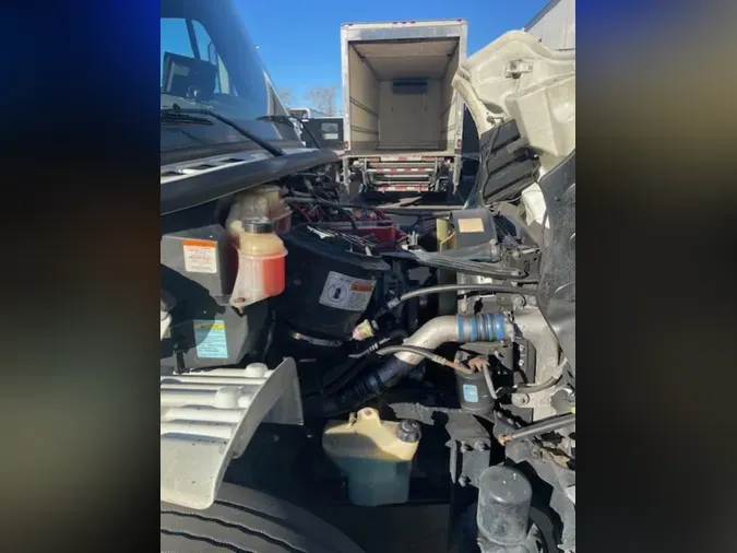 2018 FREIGHTLINER/MERCEDES M2 1060355037650dee6bef7b0e1b11dc52661