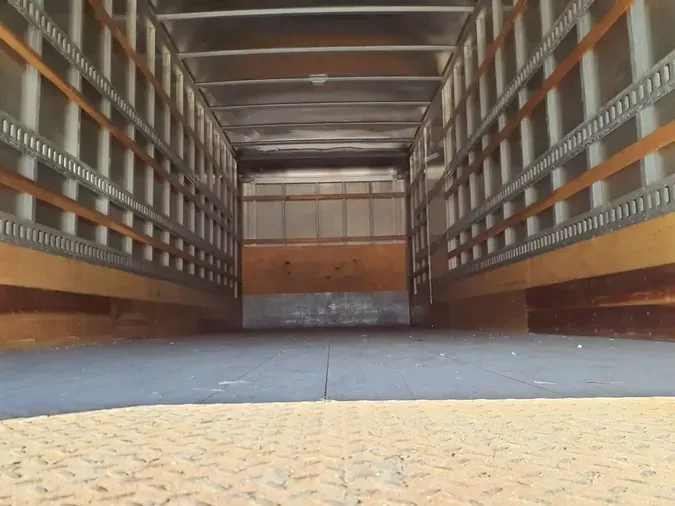 2020 FREIGHTLINER/MERCEDES M2 106