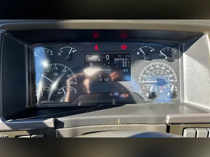 2022 VOLVO VNL64T30003606287194d621a651e7da3fade7d4d