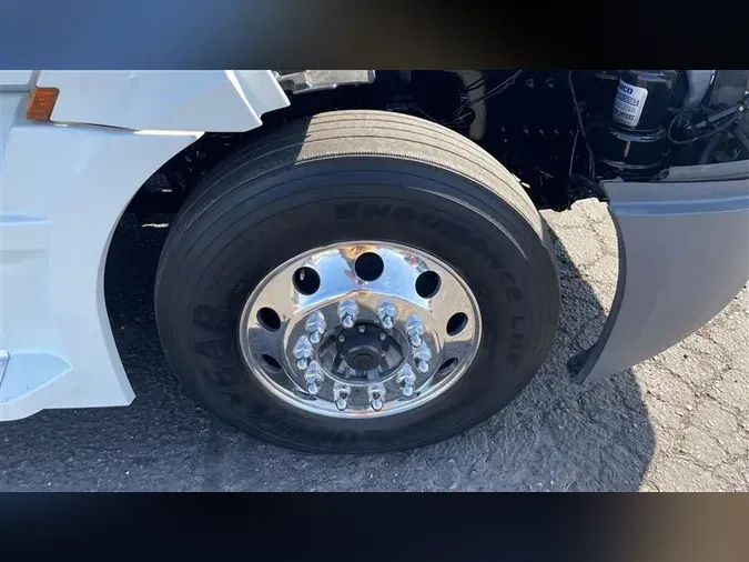 2020 FREIGHTLINER CA126