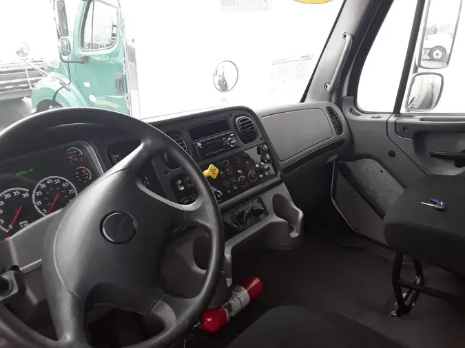 2018 FREIGHTLINER/MERCEDES M2 106036748a49f54ec6239bdb2a94397f8c0