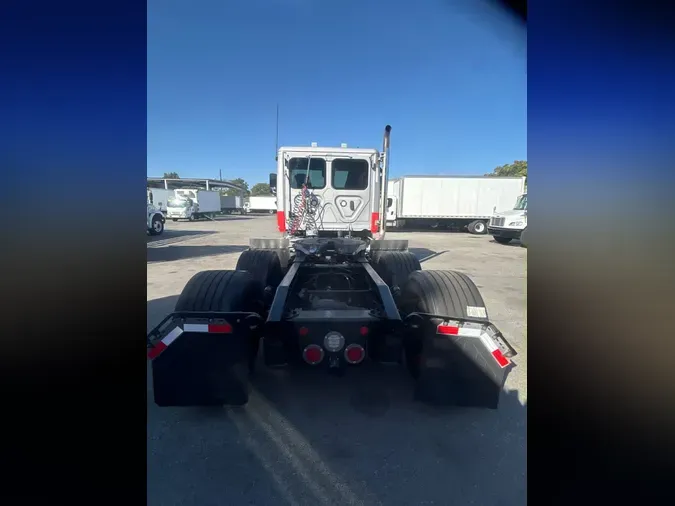 2022 FREIGHTLINER/MERCEDES NEW CASCADIA 116