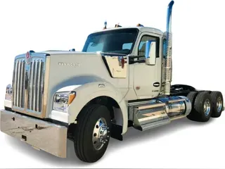 2026 Kenworth W990