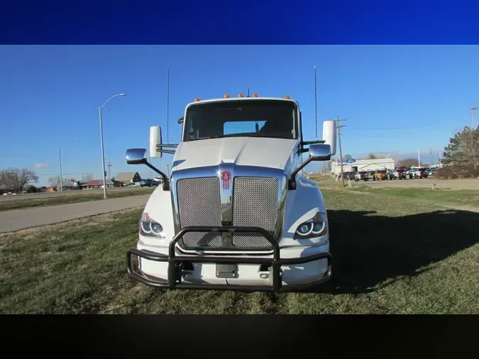 2020 Kenworth T680