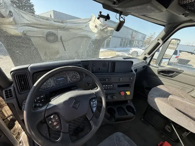 2021 International LT625