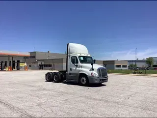 2019 Freightliner Cascadia 125