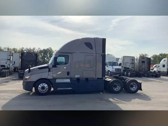 2023 Freightliner Cascadia