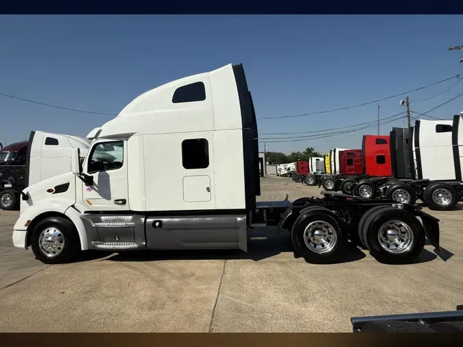 2022 Peterbilt 579