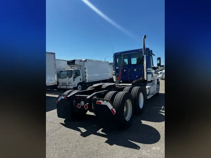 2018 FREIGHTLINER CASCADIA 125