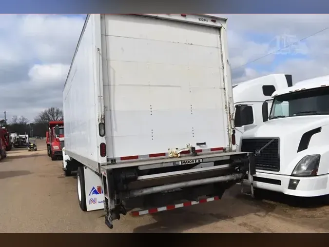 2019 INTERNATIONAL DURASTAR 4300