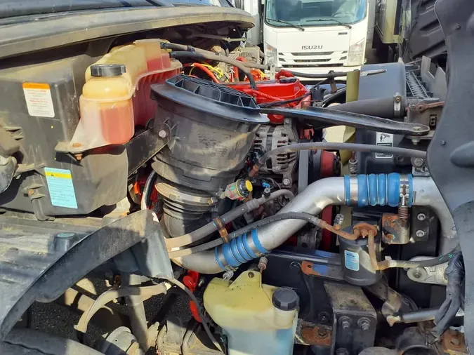 2019 FREIGHTLINER/MERCEDES M2 106