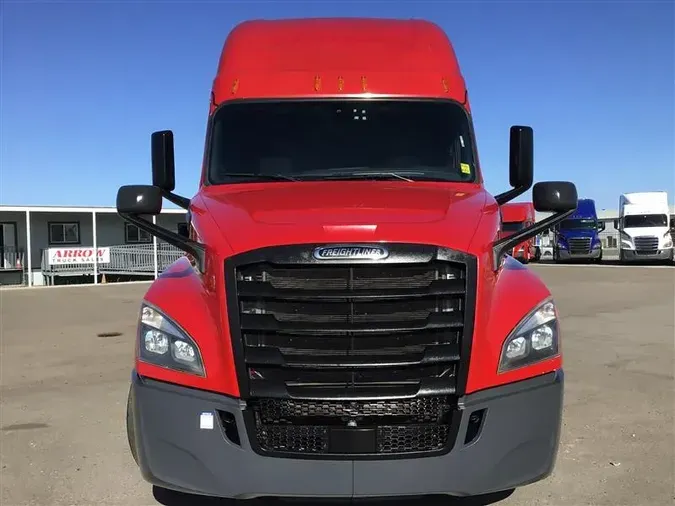 2021 FREIGHTLINER CASCADIA