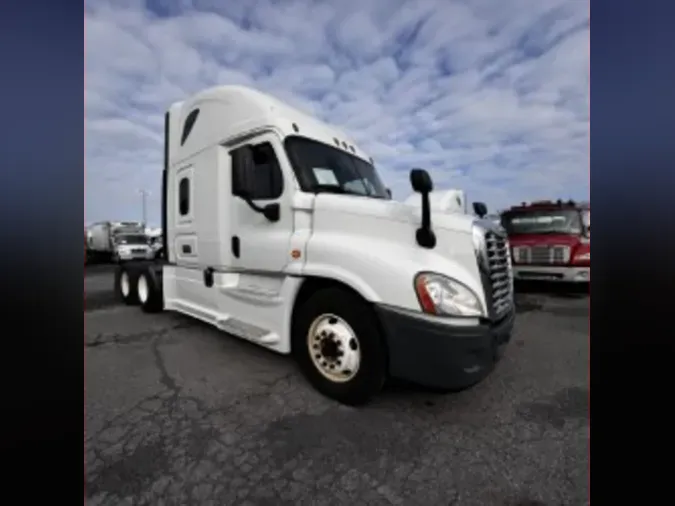 2020 FREIGHTLINER/MERCEDES CASCADIA 125