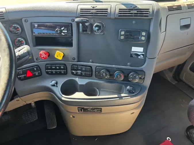 2019 FREIGHTLINER/MERCEDES CASCADIA 11303852e92b23fbe8f400fff15bccc4327