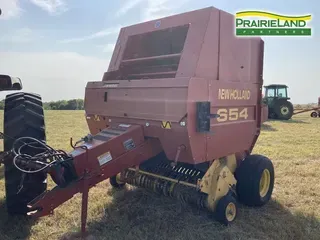 1998 New Holland 654