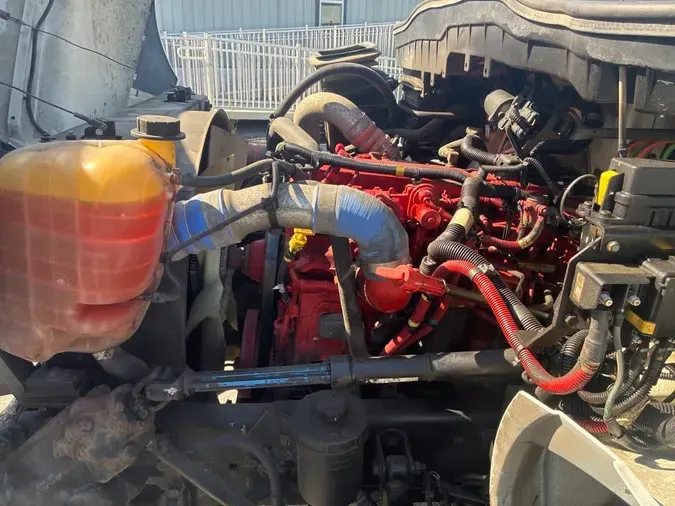 2020 NAVISTAR INTERNATIONAL MV607 (4X2)