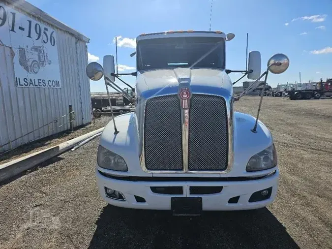 2013 KENWORTH T660