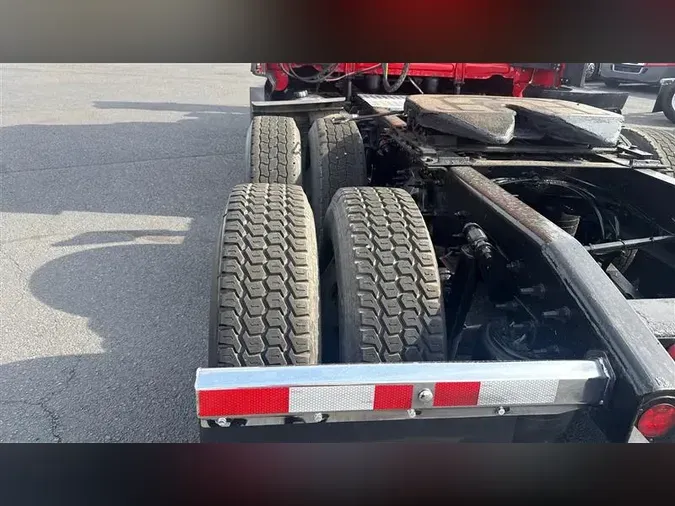 2022 FREIGHTLINER CA126