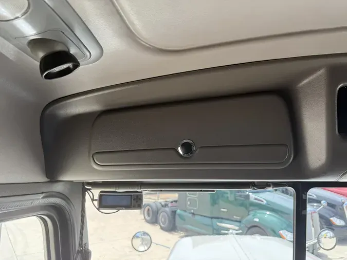 2019 Peterbilt 389