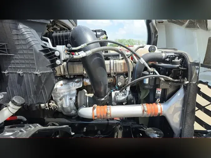 2020 FREIGHTLINER CA126
