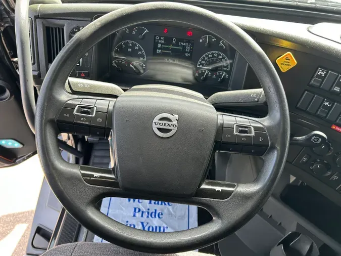 2021 Volvo VNL 860