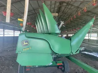 2014 John Deere 608C
