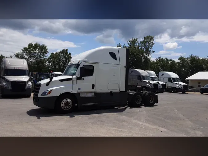 2022 Freightliner Cascadia 126039e10a26743a9245f432fbc0cb9dc2a