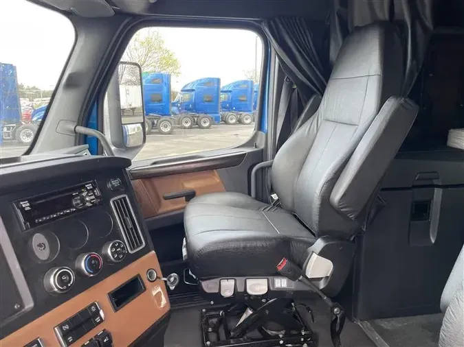 2021 FREIGHTLINER CA126