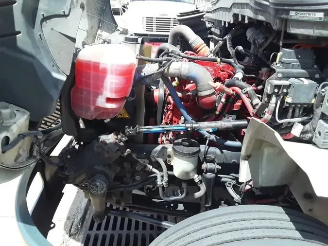 2019 NAVISTAR INTERNATIONAL 4300